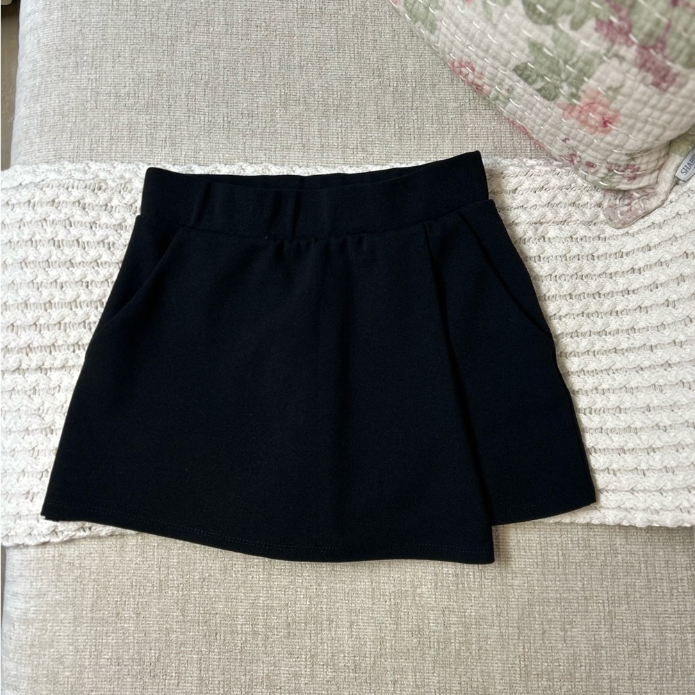 Iris Black Mini Skort
